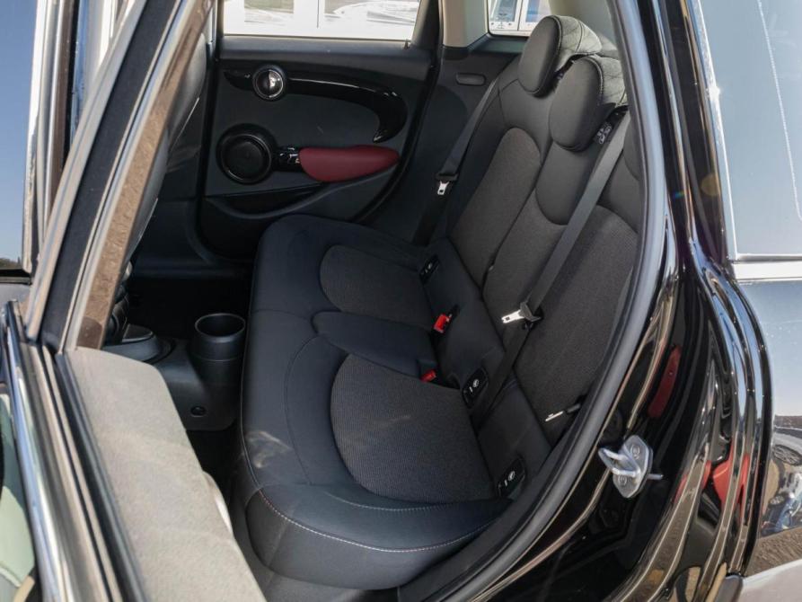 Mini Hatch III (F55/F56) Рестайлинг Краснодар  - изображение 9