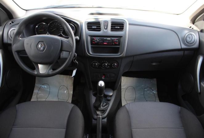 Renault Logan II с пробегом 2015 года, цена 650 000 рублей, 127605 км, седан, Автокод Объявления
