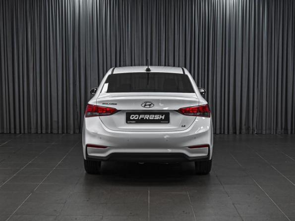 Hyundai Solaris II с пробегом 2019 года, цена 1 325 000 рублей, 115243 км, седан, Автокод Объявления
