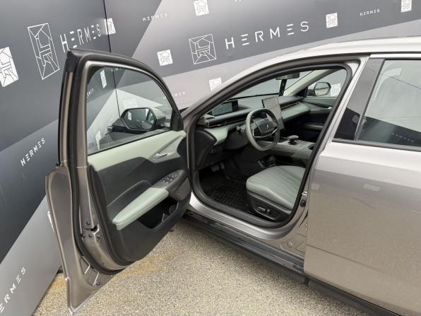 Changan Lamore с пробегом 2023 года, цена 2 180 000 рублей, 3246 км, седан, Автокод Объявления