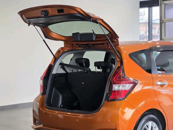 Nissan Note II Рестайлинг с пробегом 2017 года, цена 1 210 000 рублей, 96057 км, хэтчбек, Автокод Объявления
