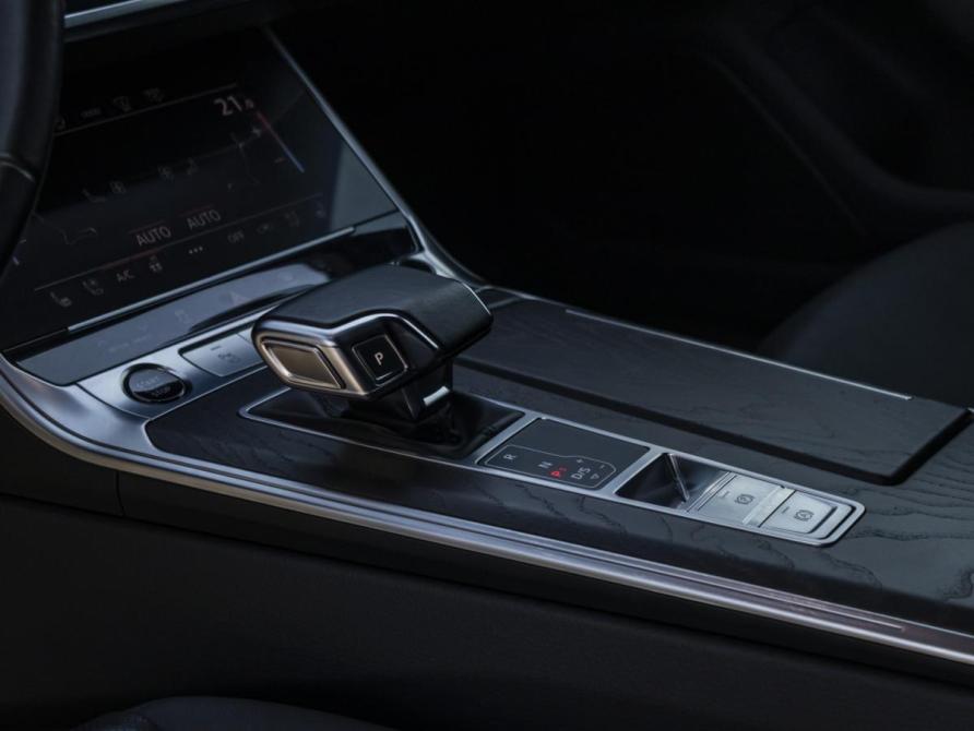 Audi A6 V (C8) Москва  - изображение 26