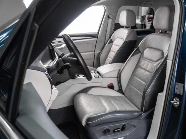 Volkswagen Touareg III с пробегом 2020 года, цена 6 749 000 рублей, 57134 км, внедорожник, Автокод Объявления