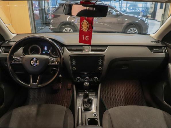 Skoda Octavia III (A7) Рестайлинг с пробегом 2017 года, цена 1 490 000 рублей, 203892 км, лифтбек, Автокод Объявления