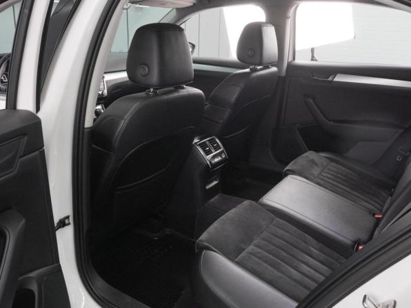 Skoda Superb III с пробегом 2016 года, цена 1 850 000 рублей, 135425 км, лифтбек, Автокод Объявления