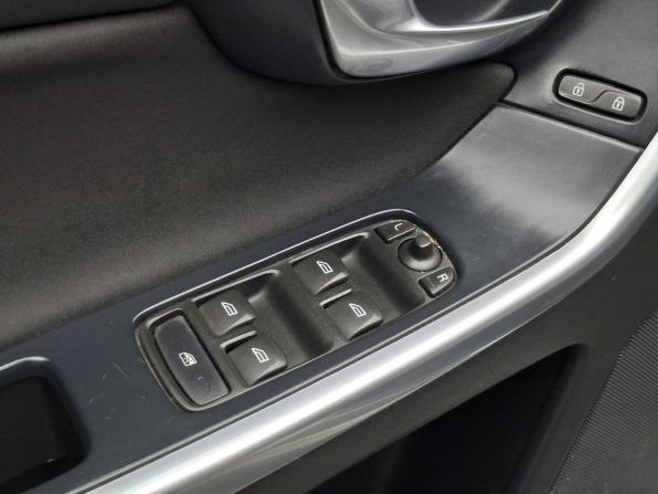 Volvo XC60 I Рестайлинг с пробегом 2014 года, цена 1 699 000 рублей, 220000 км, внедорожник, Автокод Объявления