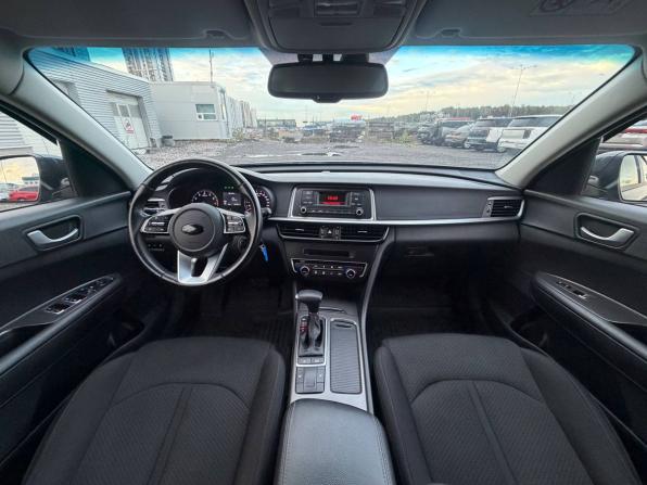 Kia Optima IV Рестайлинг с пробегом 2019 года, цена 1 745 000 рублей, 107000 км, седан, Автокод Объявления