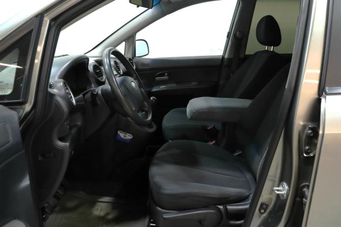 Kia Carens II (UN) с пробегом 2009 года, цена 630 000 рублей, 172048 км, минивэн, Автокод Объявления