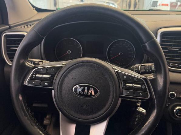 Kia Sportage IV Рестайлинг с пробегом 2018 года, цена 1 761 018 рублей, 200000 км, внедорожник, Автокод Объявления