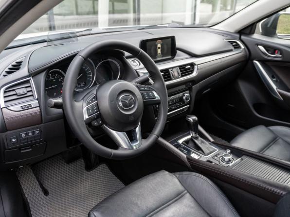 Mazda 6 III (GJ) Рестайлинг с пробегом 2015 года, цена 1 897 100 рублей, 148230 км, седан, Автокод Объявления
