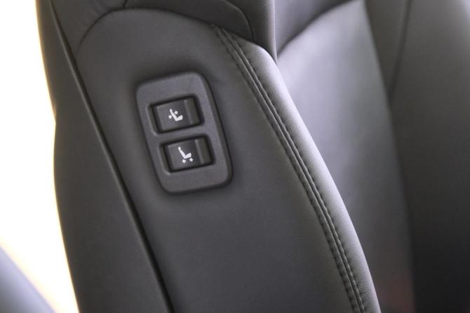 Toyota Vellfire II Рестайлинг с пробегом 2020 года, цена 5 049 000 рублей, 57000 км, минивэн, Автокод Объявления