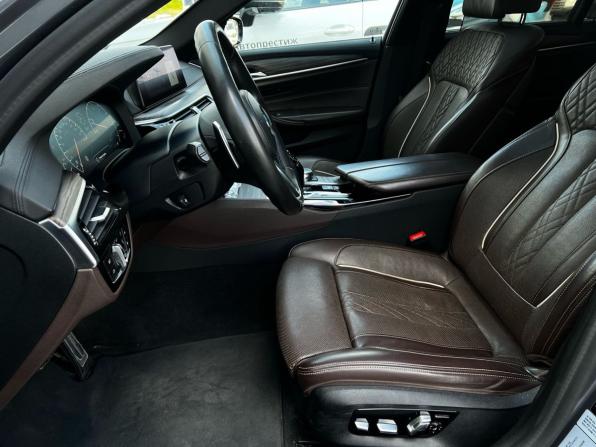 BMW 5 серии VII (G30/G31/G38) с пробегом 2019 года, цена 3 990 000 рублей, 98059 км, седан, Автокод Объявления