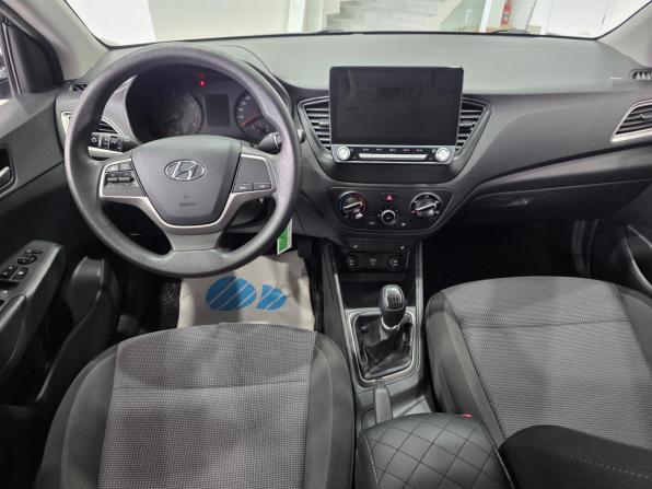 Hyundai Solaris II с пробегом 2019 года, цена 1 349 000 рублей, 107082 км, седан, Автокод Объявления