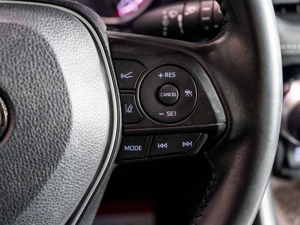Toyota RAV4 V (XA50) с пробегом 2020 года, цена 3 710 000 рублей, 42800 км, внедорожник, Автокод Объявления
