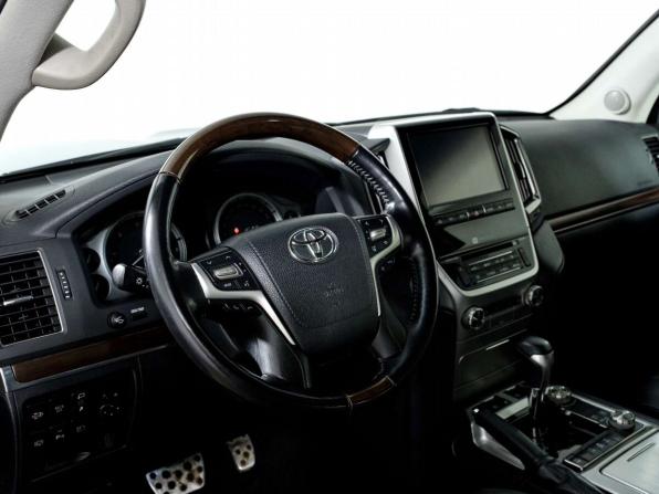 Toyota Land Cruiser 200 Series Рестайлинг 2 с пробегом 2019 года, цена 6 298 000 рублей, 188708 км, внедорожник, Автокод Объявления