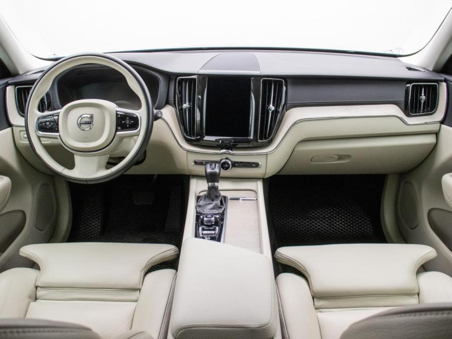 Volvo XC60 II Москва  - изображение 13