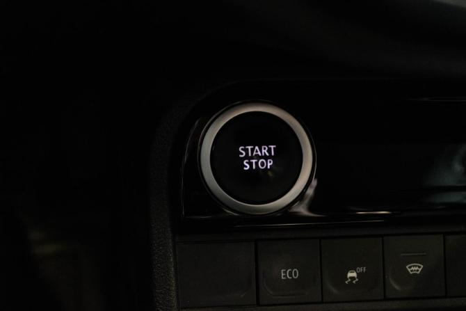 Renault Kaptur I Рестайлинг с пробегом 2021 года, цена 1 664 000 рублей, 83076 км, внедорожник, Автокод Объявления