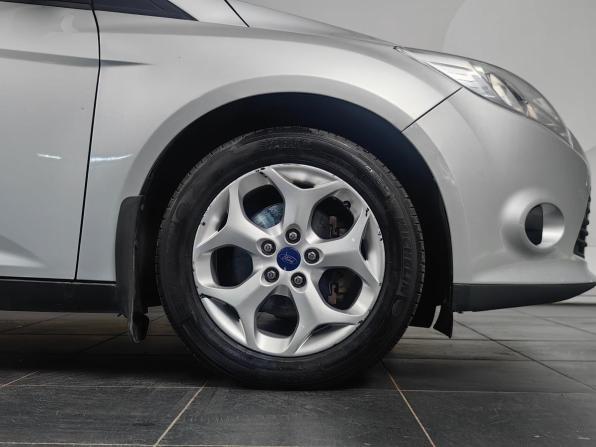 Ford Focus III с пробегом 2014 года, цена 870 000 рублей, 144991 км, седан, Автокод Объявления
