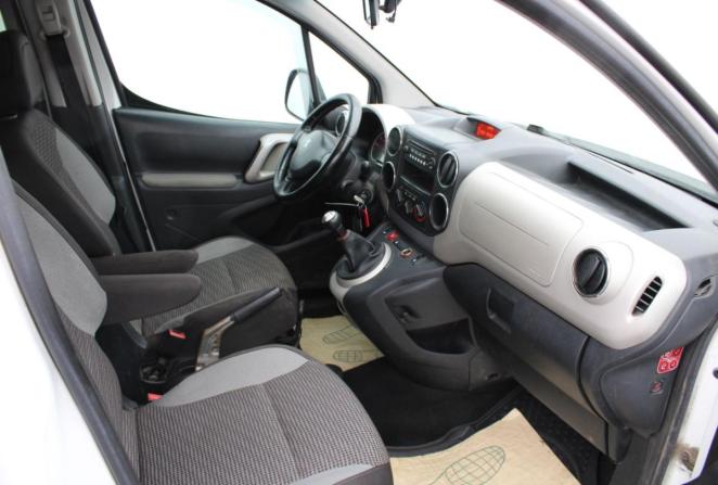 Peugeot Partner II Рестайлинг с пробегом 2012 года, цена 555 000 рублей, 201991 км, компактвэн, Автокод Объявления