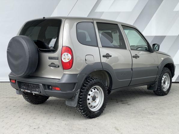 Chevrolet Niva I Рестайлинг с пробегом 2019 года, цена 743 000 рублей, 142843 км, внедорожник, Автокод Объявления