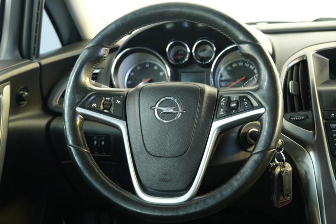 Opel Astra J с пробегом 2012 года, цена 799 000 рублей, 105400 км, хэтчбек, Автокод Объявления