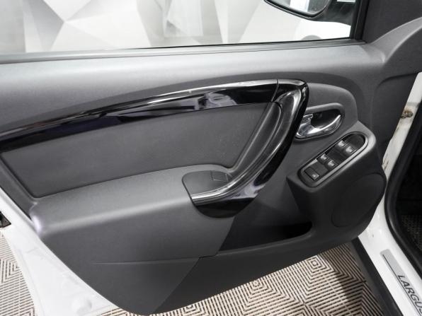 Lada (ВАЗ) Largus I Рестайлинг с пробегом 2021 года, цена 1 370 000 рублей, 68000 км, универсал, Автокод Объявления