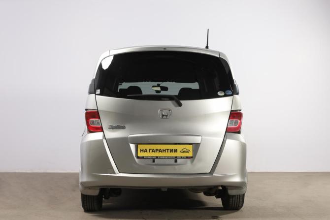 Honda Freed I с пробегом 2010 года, цена 999 000 рублей, 195002 км, компактвэн, Автокод Объявления