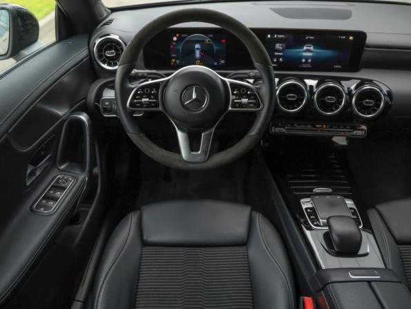 Mercedes-Benz CLA II (C118 X118) с пробегом 2019 года, цена 2 299 000 рублей, 189605 км, седан, Автокод Объявления