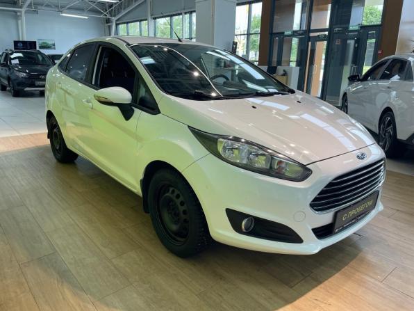 Ford Fiesta Mk6 Рестайлинг с пробегом 2016 года, цена 699 000 рублей, 151700 км, седан, Автокод Объявления