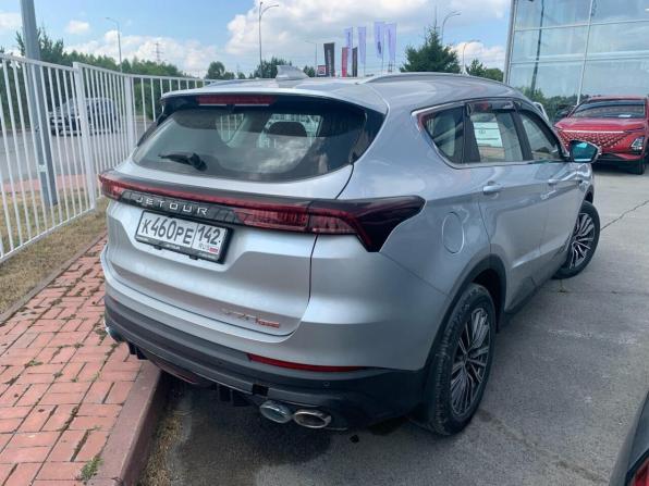 JETOUR X70+ I Рестайлинг с пробегом 2024 года, цена 2 350 000 рублей, 2118 км, внедорожник, Автокод Объявления