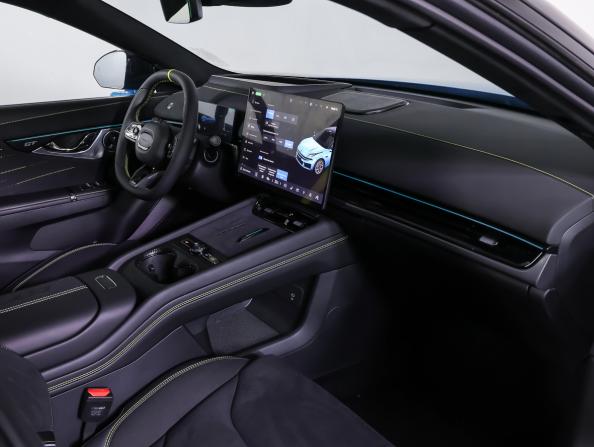 Lynk &amp; Co 07 I Рестайлинг с пробегом 2026 года, цена 5 650 000 рублей, 1833 км, универсал, Автокод Объявления