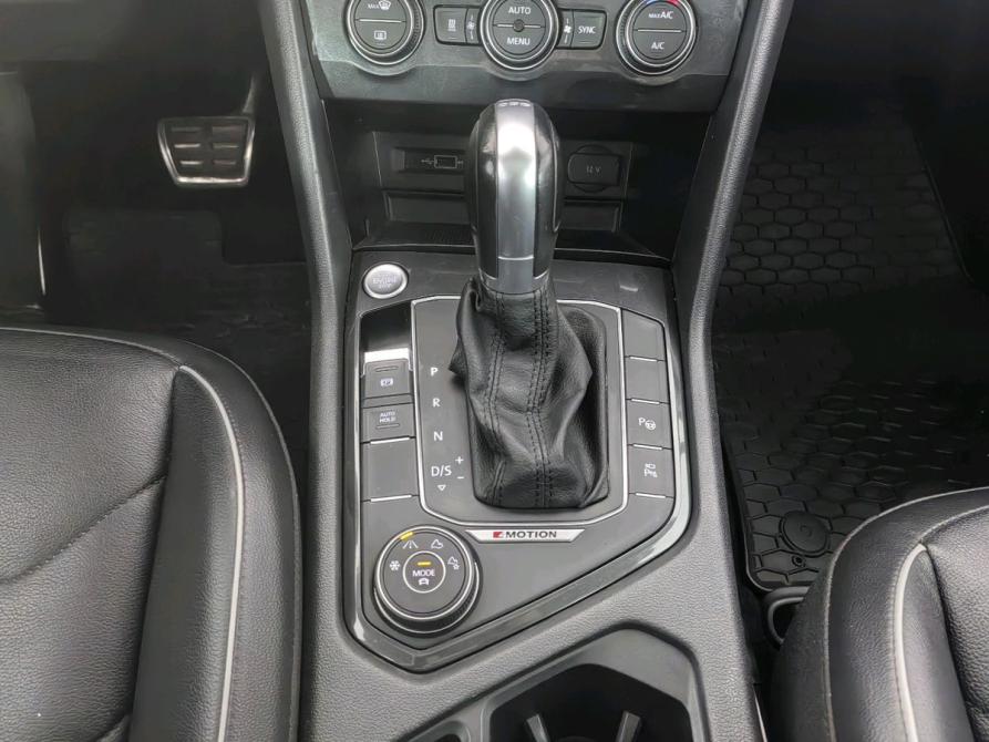 Volkswagen Tiguan II Санкт-Петербург  - изображение 13