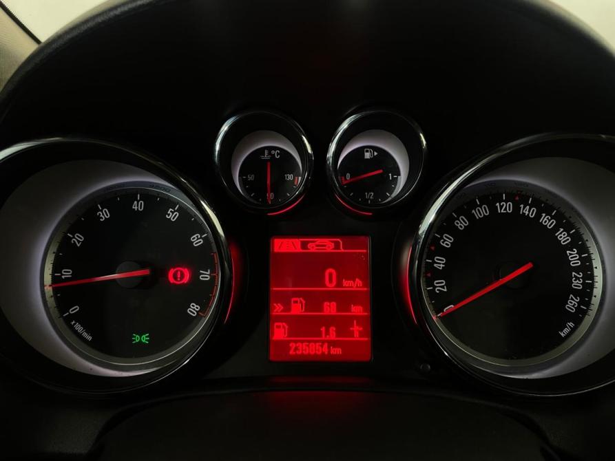 Opel Astra J Рестайлинг Воронеж  - изображение 12