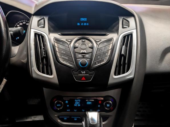 Ford Focus III с пробегом 2014 года, цена 750 000 рублей, 214471 км, седан, Автокод Объявления
