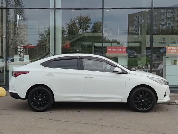 Hyundai Solaris II Рестайлинг с пробегом 2020 года, цена 1 664 000 рублей, 68764 км, седан, Автокод Объявления