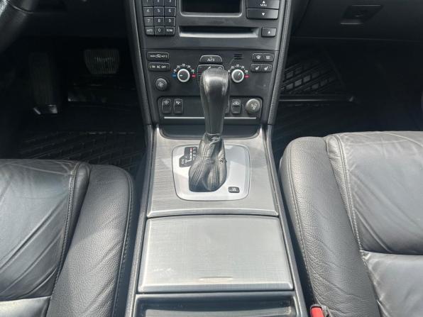 Volvo XC90 I Рестайлинг с пробегом 2011 года, цена 1 359 000 рублей, 333704 км, внедорожник, Автокод Объявления