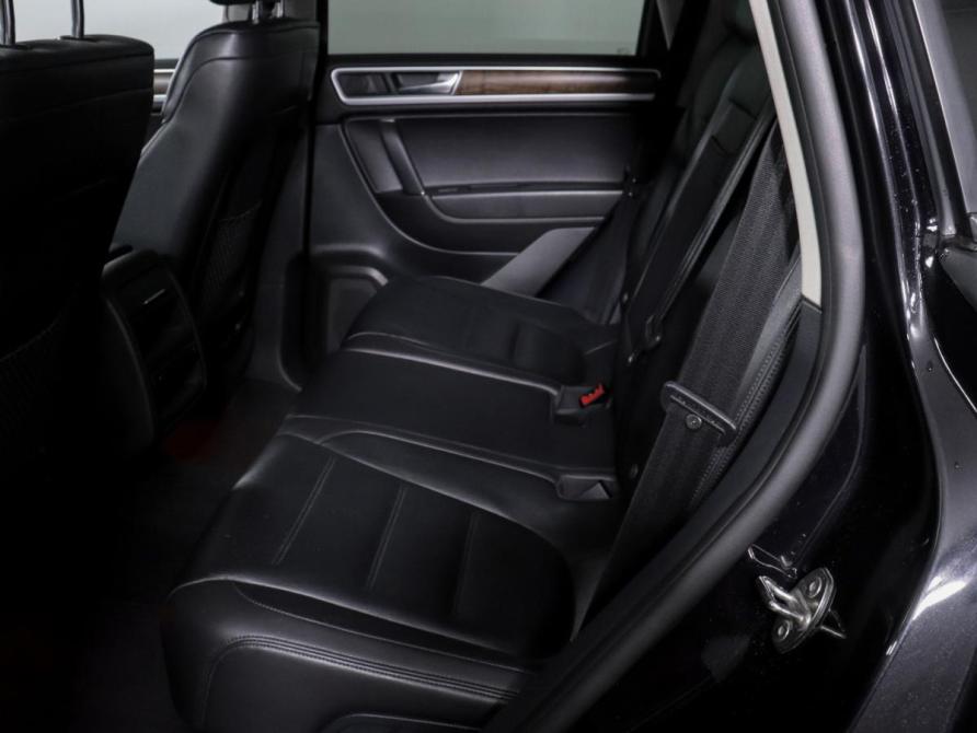 Volkswagen Touareg II Рестайлинг Москва  - изображение 10
