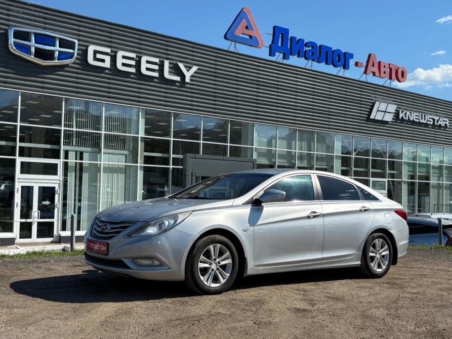 Hyundai Sonata VI (YF) Набережные Челны  - изображение 1