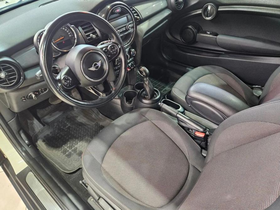 Mini Hatch III (F55/F56) Москва  - изображение 12