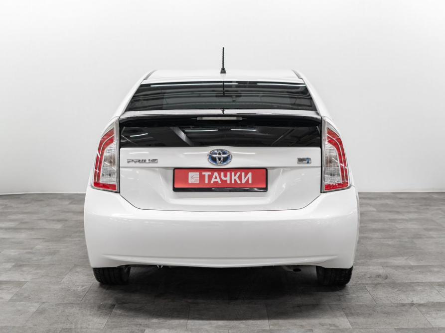 Toyota Prius III Рестайлинг (XW30) Красноярск  - изображение 5