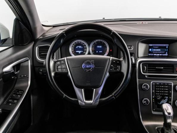 Volvo S60 II Рестайлинг с пробегом 2013 года, цена 975 000 рублей, 154058 км, седан, Автокод Объявления