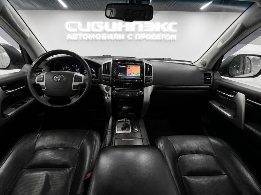 Toyota Land Cruiser 200 Series Рестайлинг 1 Кемерово  - изображение 5