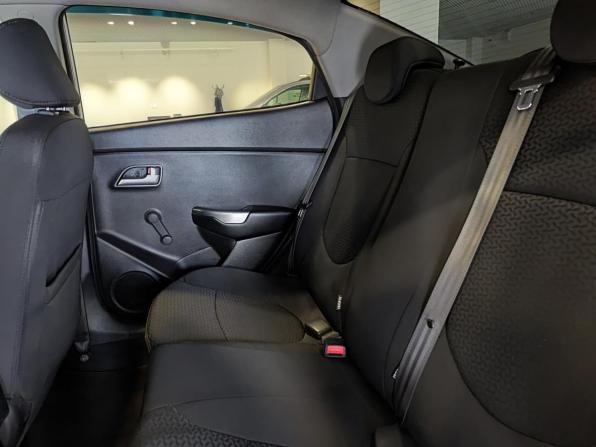 Kia Rio III Рестайлинг с пробегом 2017 года, цена 1 070 000 рублей, 103571 км, седан, Автокод Объявления
