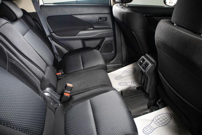 Mitsubishi Outlander III Рестайлинг 3 с пробегом 2021 года, цена 2 599 000 рублей, 75000 км, внедорожник, Автокод Объявления