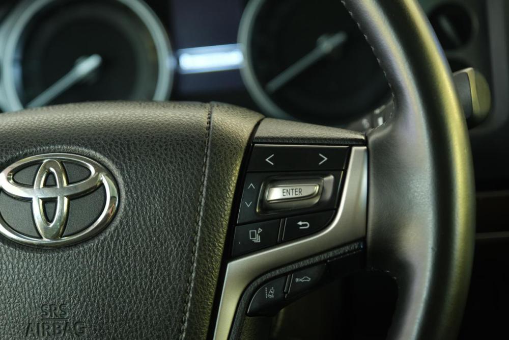 Toyota Land Cruiser 200 Series Рестайлинг 2 Омск  - изображение 16