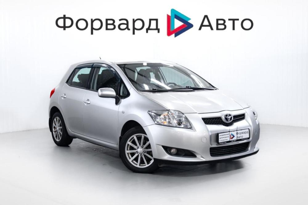 Toyota Auris I Тюмень  - изображение 1