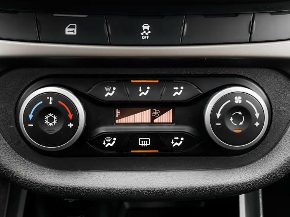 Lada (ВАЗ) Vesta I с пробегом 2015 года, цена 735 000 рублей, 82555 км, седан, Автокод Объявления