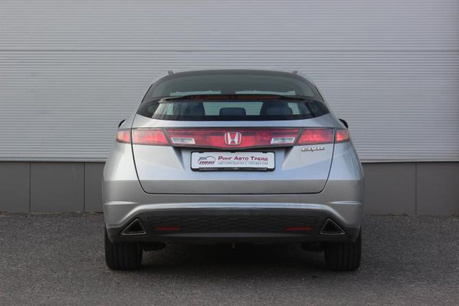 Honda Civic VIII с пробегом 2008 года, цена 597 000 рублей, 223690 км, хэтчбек, Автокод Объявления