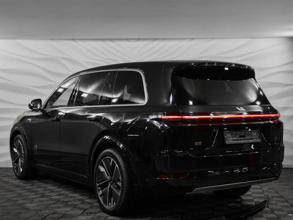 Новый Li Auto (Lixiang) L9 I Рестайлинг 2025 года, цена 11 790 000 рублей, внедорожник, Автокод Объявления