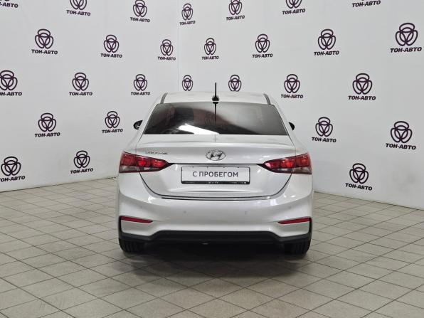 Hyundai Solaris II с пробегом 2017 года, цена 1 095 000 рублей, 178508 км, седан, Автокод Объявления